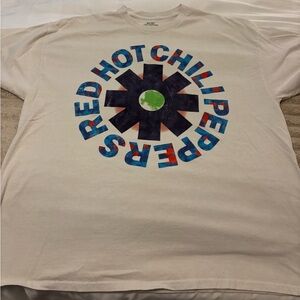 Urban Outfitters RHCP Red Hot Chili Peppers Tour Tee • S/M